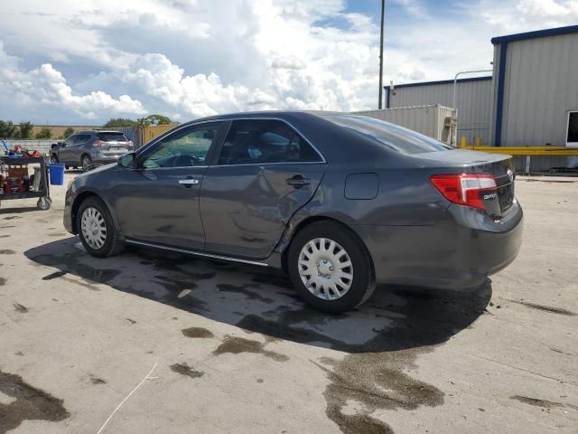 4T1BF1FK7CU023158 - 2012 TOYOTA CAMRY BASE GRAY photo 2