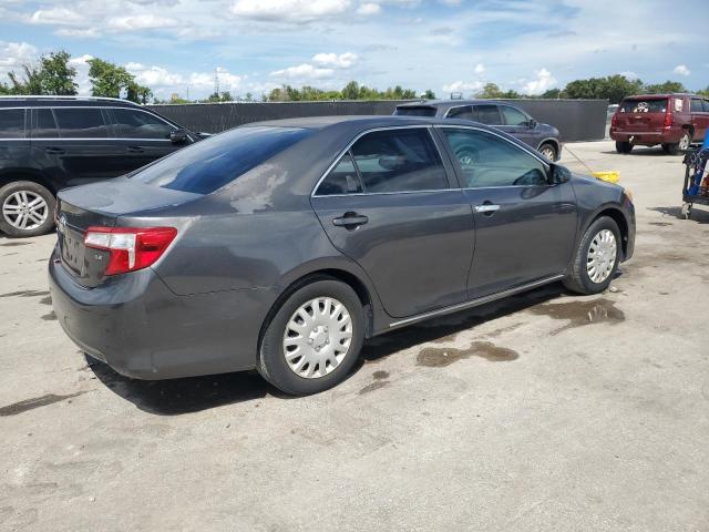 4T1BF1FK7CU023158 - 2012 TOYOTA CAMRY BASE GRAY photo 3