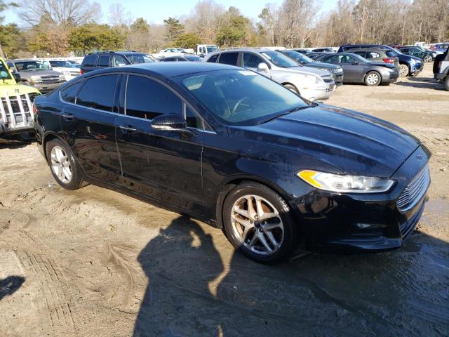 1FA6P0H76G5111632 - 2016 FORD FUSION SE BLACK photo 4