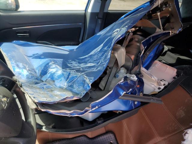 JA4AP3AU8KU006007 - 2019 MITSUBISHI OUTLANDER ES Mavi fotoğraf 13