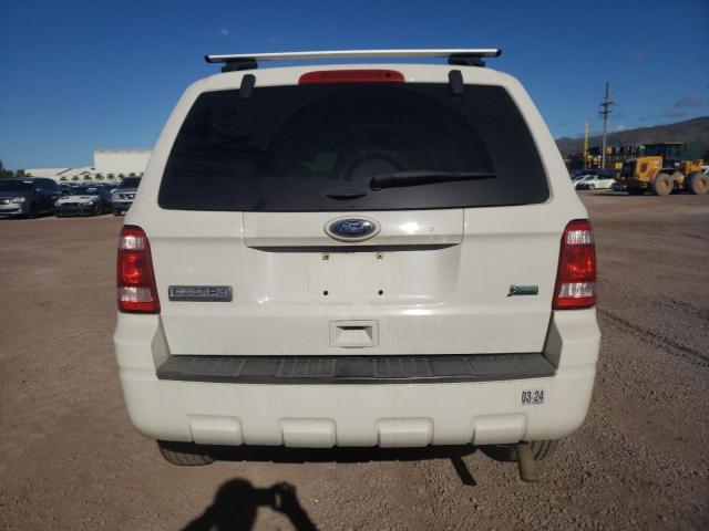 1FMCU0DG0BKC17673 - 2011 FORD ESCAPE XLT WHITE photo 6