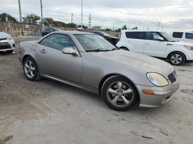 WDBKK65F03F285785 - 2003 MERCEDES-BENZ SLK 320 SILVER photo 4