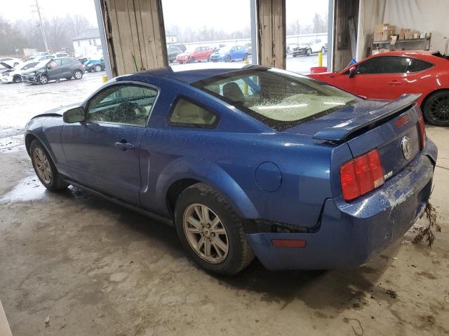 1ZVFT80N165180142 - 2006 FORD MUSTANG BLUE photo 2