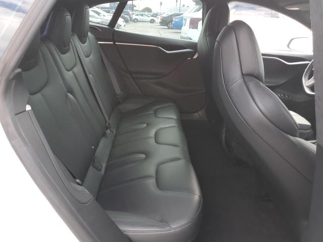 5YJSA1E24HF190663 - 2017 TESLA MODEL S WHITE photo 10