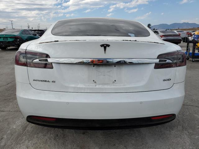 5YJSA1E24HF190663 - 2017 TESLA MODEL S WHITE photo 6