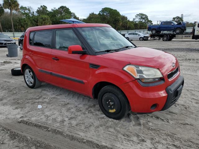 KNDJT2A24B7234403 - 2011 KIA SOUL + RED photo 4