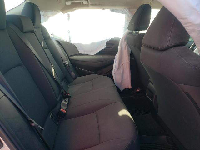 5YFEPMAE0NP296394 - 2022 TOYOTA COROLLA LE 银色 照片 10