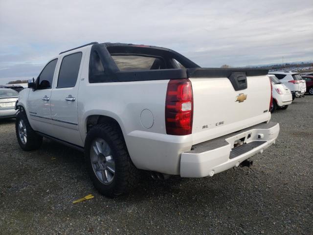 3GNVKGE03AG274234 - 2010 CHEVROLET AVALANCHE LTZ WHITE photo 2