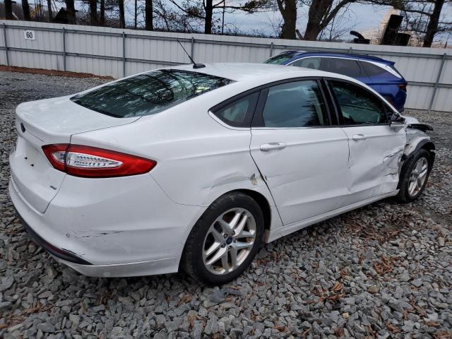 1FA6P0H70G5111724 - 2016 FORD FUSION SE WHITE photo 3