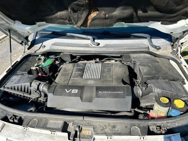 SALAG2D47DA665348 - 2013 LAND LR4 HSE WHITE photo 7