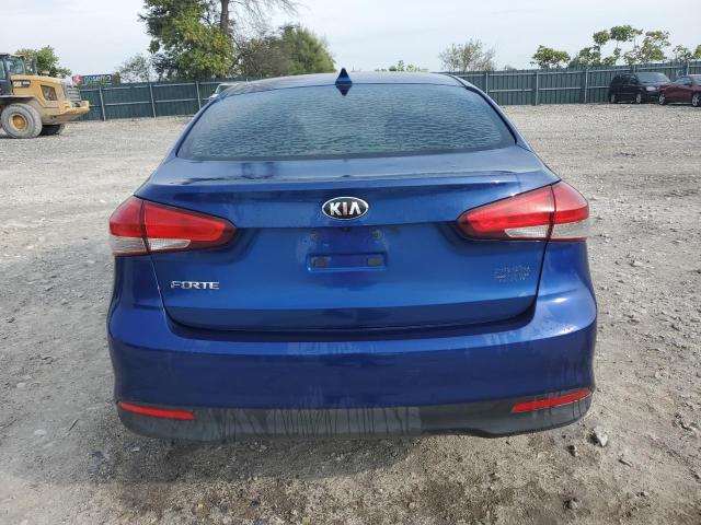 3KPFL4A73JE224229 - 2018 KIA FORTE LX Mavi fotoğraf 6