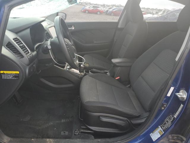 3KPFL4A73JE224229 - 2018 KIA FORTE LX Mavi fotoğraf 7