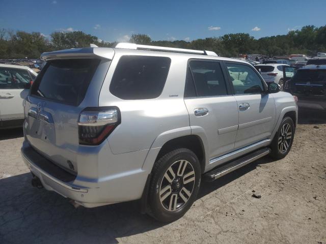 JTEBU5JR9G5309546 - 2016 TOYOTA 4RUNNER SR5/SR5 PREMIUM SILVER photo 3