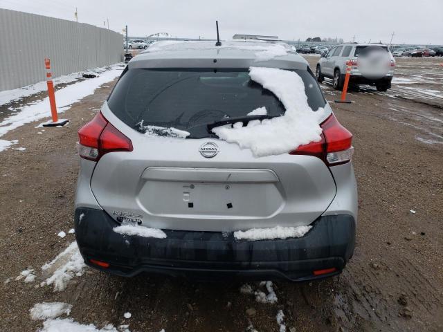 3N1CP5CU7KL521813 - 2019 NISSAN KICKS S SILVER photo 6