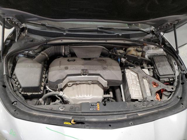 1G4ZP5SZ9JU118081 - 2018 BUICK LACROSSE ESSENCE SILVER photo 11