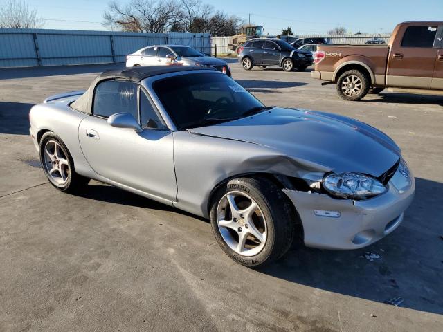 JM1NB353930306588 - 2003 MAZDA MX-5 MIATA BASE SILVER photo 4