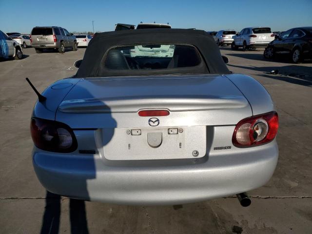 JM1NB353930306588 - 2003 MAZDA MX-5 MIATA BASE SILVER photo 6