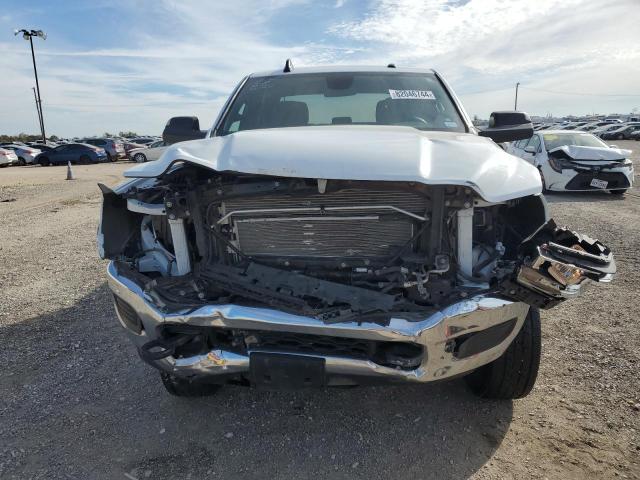 3C6UR5DL3NG296697 - 2022 RAM 2500 BIG HORN/LONE STAR WHITE photo 5