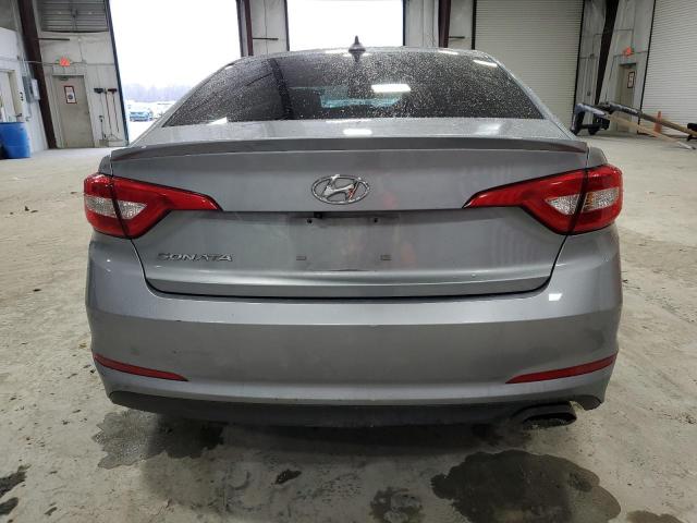 5NPE24AF5HH572464 - 2017 HYUNDAI SONATA SE SILVER photo 6