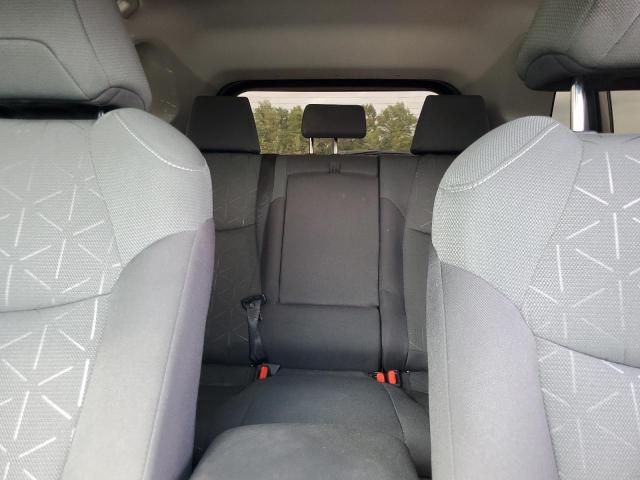 4T3RWRFV9RU112978 - 2024 TOYOTA RAV4 XLE SILVER photo 10