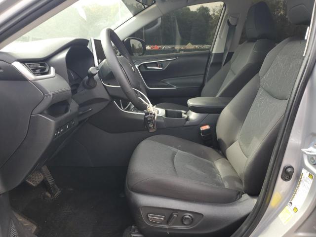 4T3RWRFV9RU112978 - 2024 TOYOTA RAV4 XLE SILVER photo 7