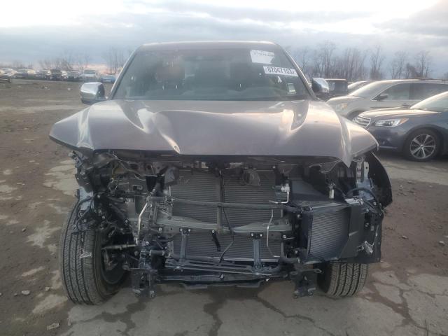 5TFMA5DB3PX120268 - 2023 TOYOTA TUNDRA CREWMAX PLATINUM Grau Foto 5