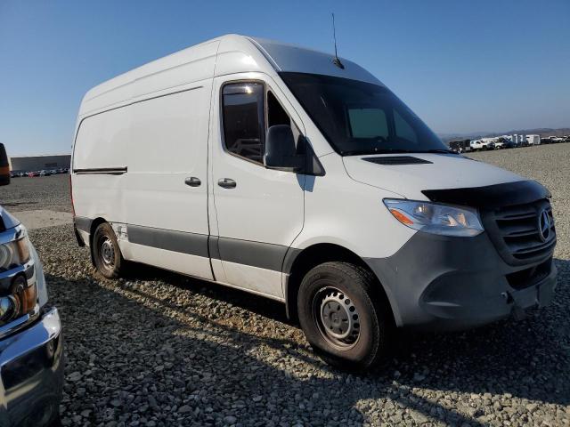 W1Y4EBHY7NT097479 - 2022 MERCEDES-BENZ SPRINTER 2500 WHITE photo 4