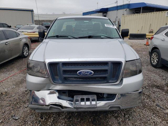 1FTRF12W64NA25636 - 2004 FORD F150 SILVER photo 5