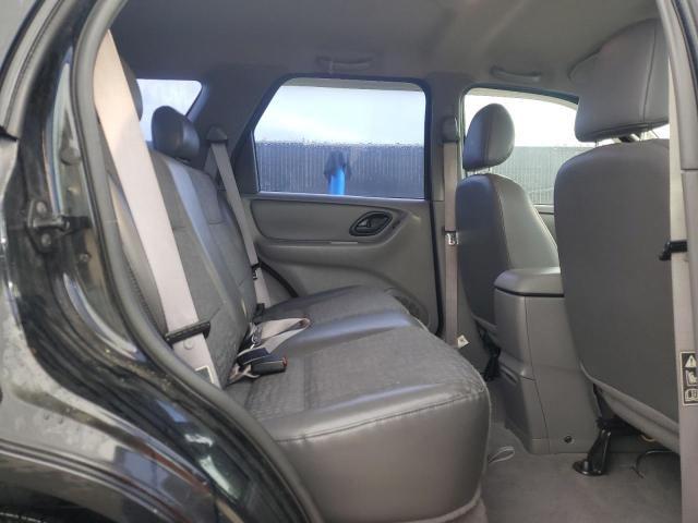 1FMYU01122KB24689 - 2002 FORD ESCAPE XLS BLACK photo 11