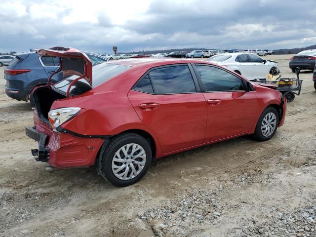 5YFBURHE1JP798615 - 2018 TOYOTA COROLLA L RED photo 3