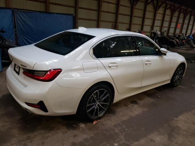 3MW5R7J08L8B04035 - 2020 BMW 330XI WHITE photo 3