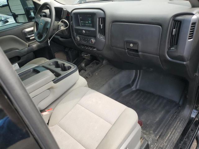 1GC0KUEG3JZ193989 - 2018 CHEVROLET SILVERADO K2500 HEAVY DUTY BLACK photo 8