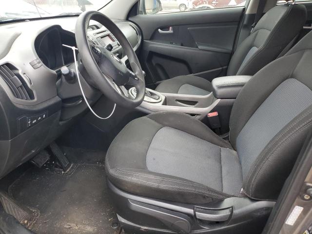 KNDPB3AC2G7811075 - 2016 KIA SPORTAGE LX SILVER photo 7