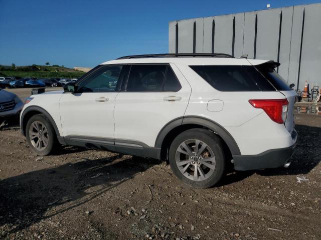 1FMSK7DH4NGB19899 - 2022 FORD EXPLORER XLT 白色 照片 2