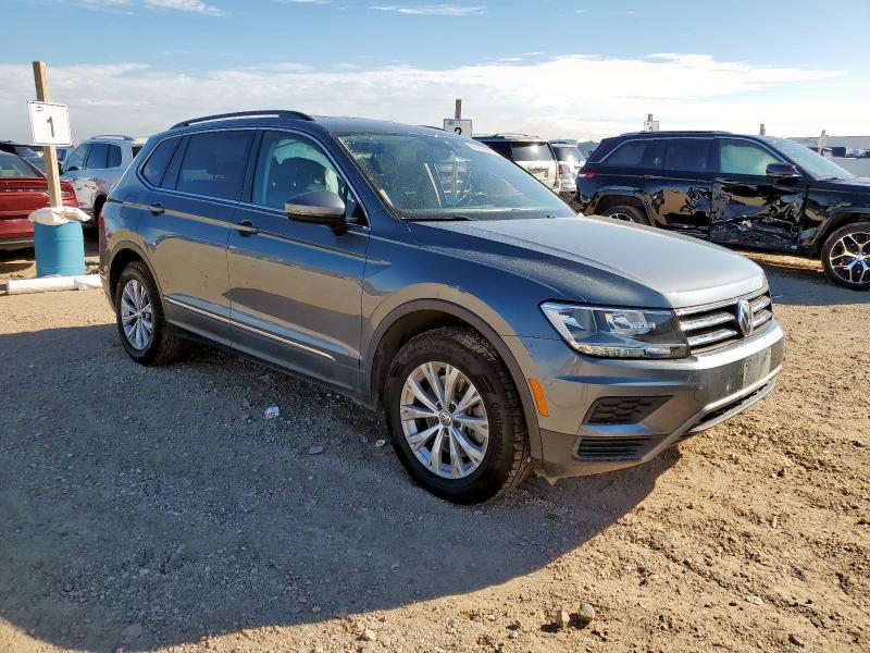 3VV3B7AX9JM170529 - 2018 VOLKSWAGEN TIGUAN SE فحمي صورة 4