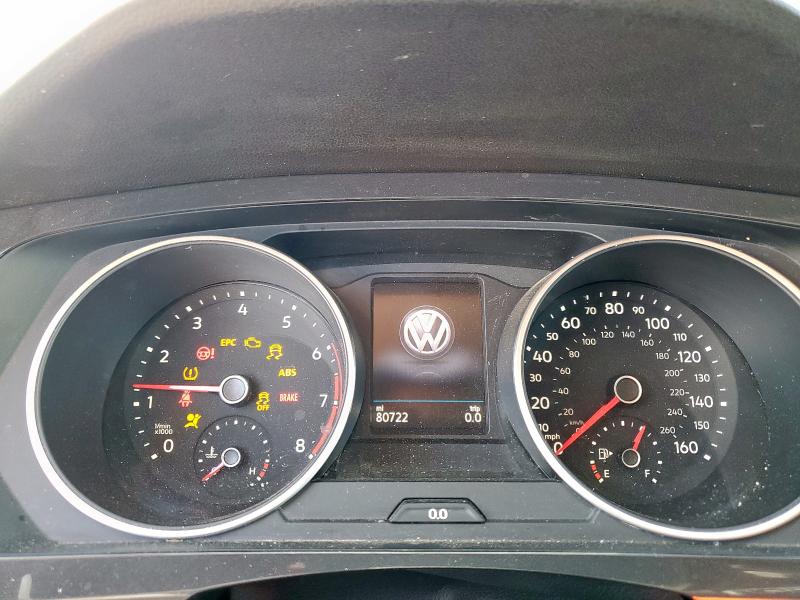 3VV3B7AX9JM170529 - 2018 VOLKSWAGEN TIGUAN SE فحمي صورة 9