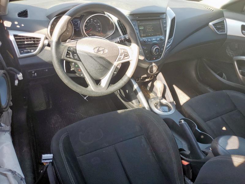 KMHTC6AD4GU284031 - 2016 HYUNDAI VELOSTER RED photo 8