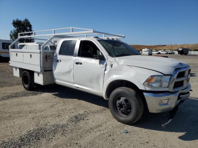 3C7WRTCL2FG672091 - 2015 RAM 3500 WHITE photo 4