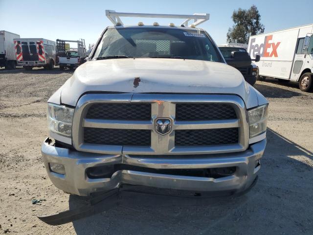 3C7WRTCL2FG672091 - 2015 RAM 3500 WHITE photo 5