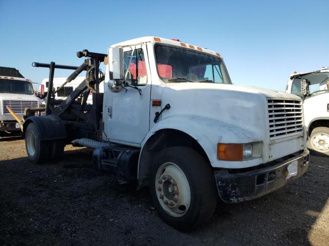 1996 INTERNATIONAL 4000 4700, 