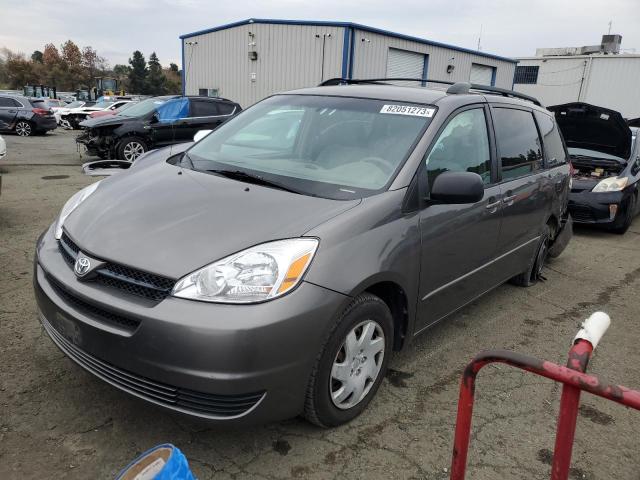 2004 TOYOTA SIENNA CE, 