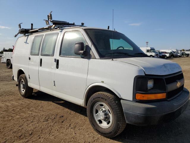 1GCWGFCF4F1231107 - 2015 CHEVROLET EXPRESS G2 أبيض صورة 4