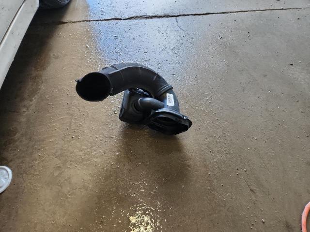 1C3CCCBB6FN646955 - 2015 CHRYSLER 200 S WHITE photo 12