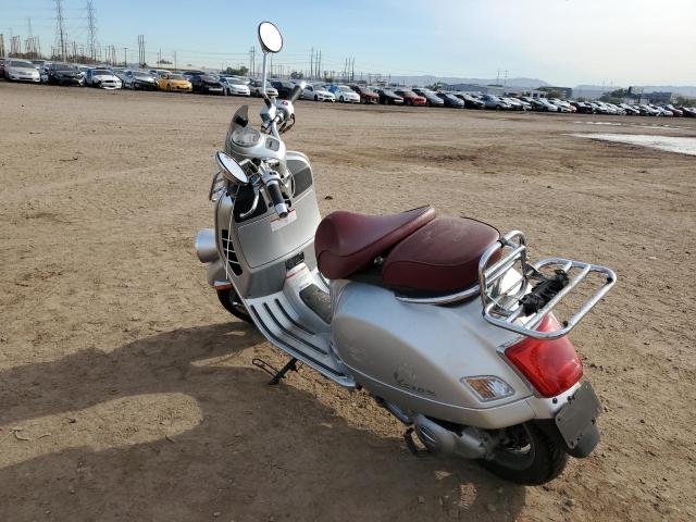 ZAPM459L7G5300114 - 2016 VESPA GTS 300 SUPER GRAY photo 3