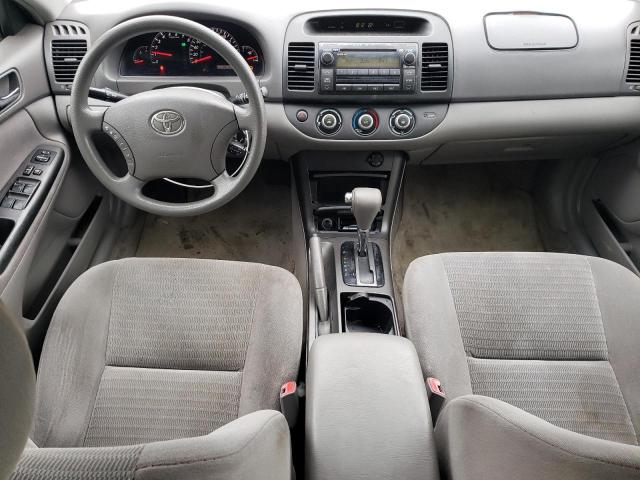 4T1BF32K95U084032 - 2005 TOYOTA CAMRY LE 银色 照片 8