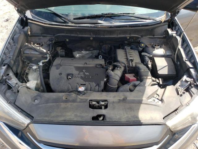 JA4AP3AUXJZ021447 - 2018 MITSUBISHI OUTLANDER ES Մոխրագույն լուսանկար 12