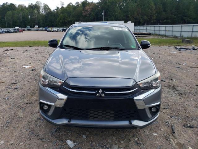 JA4AP3AUXJZ021447 - 2018 MITSUBISHI OUTLANDER ES Մոխրագույն լուսանկար 5