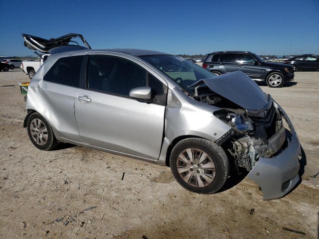 VNKJTUD33EA009033 - 2014 TOYOTA YARIS SILVER photo 4