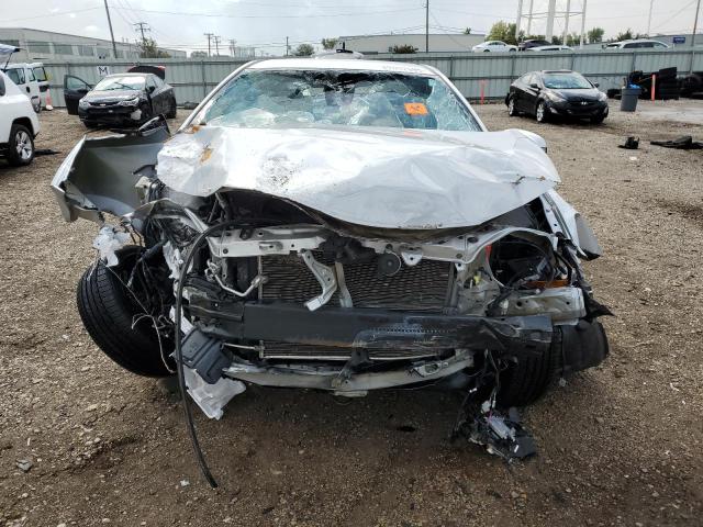 2T1BURHE1JC011999 - 2018 TOYOTA COROLLA L Silber Foto 5