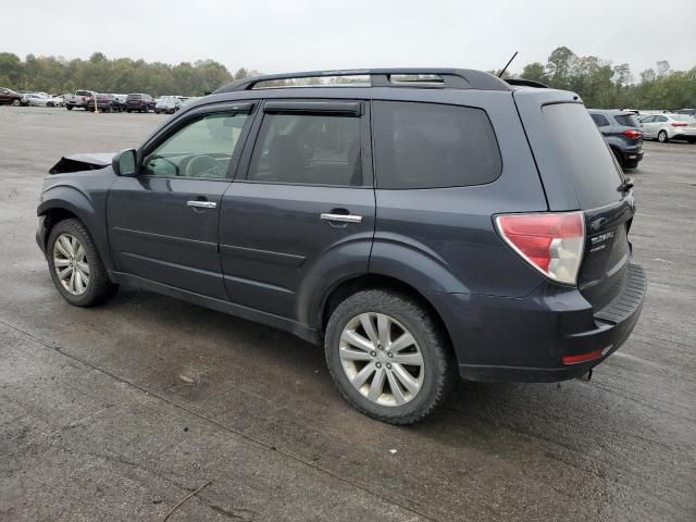 JF2SHADC1DH418460 - 2013 SUBARU FORESTER 2.5X PREMIUM GRAY photo 2